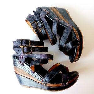 Bed Stu Juliana black platform sz 8.5